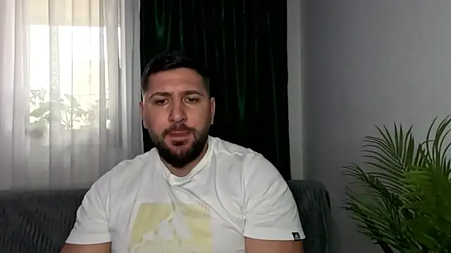 Gold_Alpha_Boy webcam