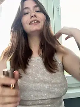 Sabrina_shells webcam