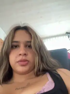 babykathy (F teen) - Show boobs stranger woman
