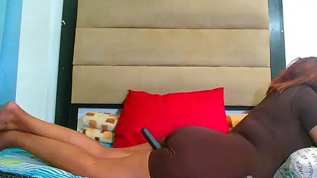SpicyKittyxxx webcam