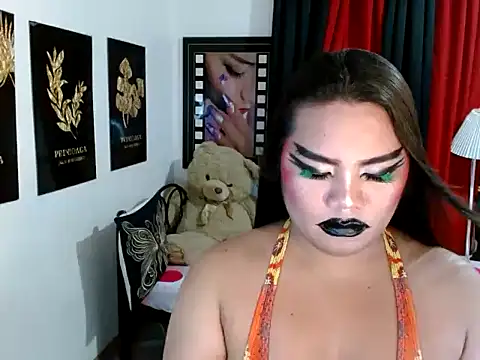 TSbrianaHugeCock webcam