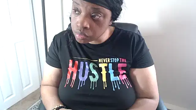 sexymona1218 - Sexymona1218's free webcam