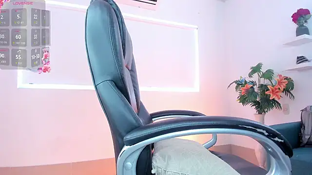 valeryn_may webcam