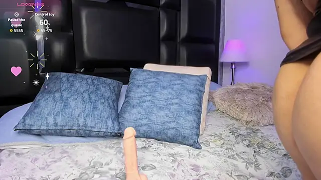 ChloeCartier webcam