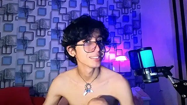 Twink_Sebas7