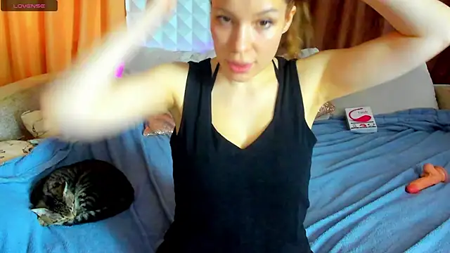 Eva_purrr_