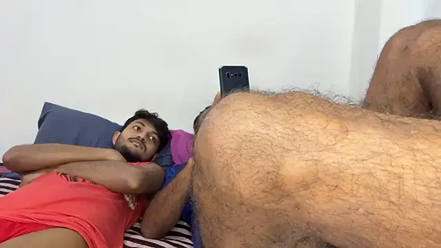 DesiDaddyandSon's live cam