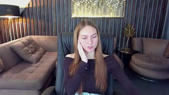 MilaAddams webcam