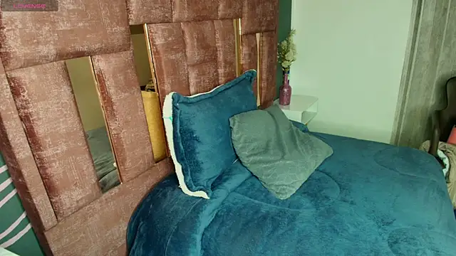emma_petite__ - Emma_Petite__'s free webcam - UK Sex Cams