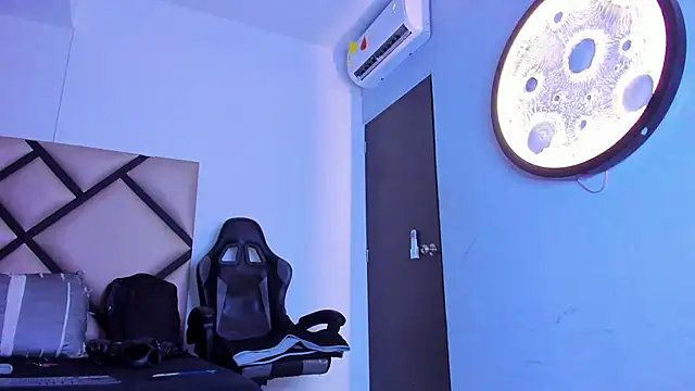 mike_257 - Mike_257's free webcam - UK Sex Cams