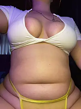 CoraVibes live sex cam