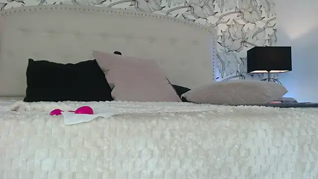 venusandrea29 (F young) - naked * dance in heels