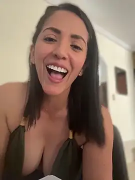 samanthawalker_ (F milf) - flash tits 🔥😈