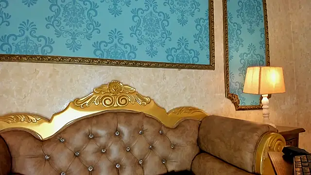Cassie_Caresse webcam