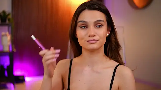 Lena_Laurent