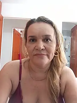 charlotte_milf30 webcam