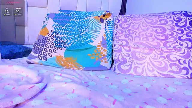 alisstarr (T teen) - show ass