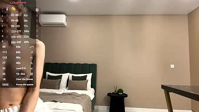 zenzestx (F teen) - doggy style on the bed and spank me