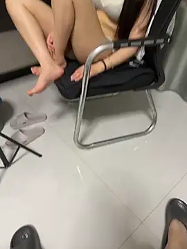 L7D8521
