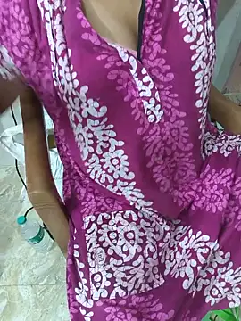 Santhiya5