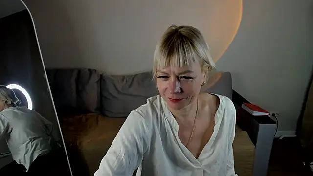 Ann_Annise