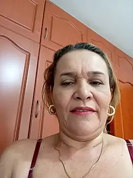charlotte_milf30 webcam