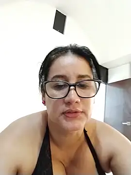  keilymadam chat room