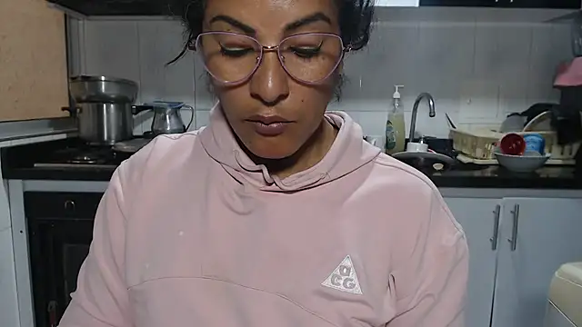 kateleyagrey webcam
