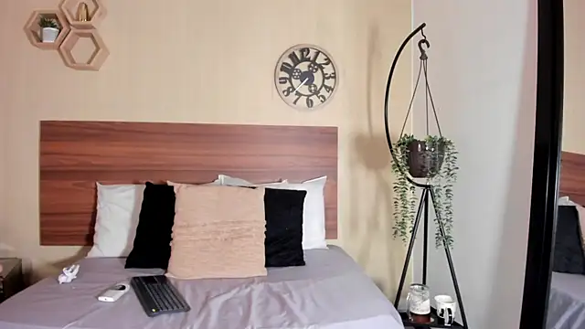 Emillywoodss webcam