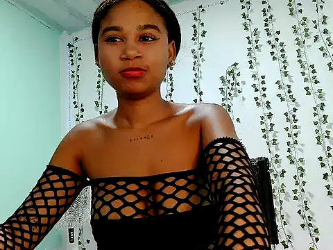 Akemy_Saunders