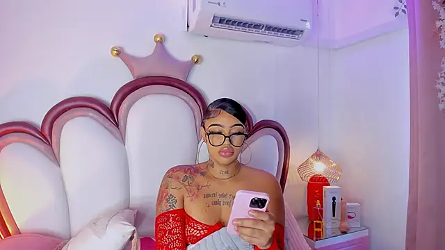 Mia_Jansen webcam