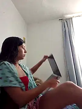 irisbound - IrisBound's free webcam