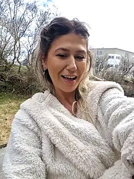 CelynaRoss webcam