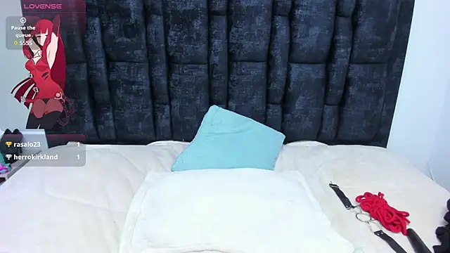 Aurora_Doll_