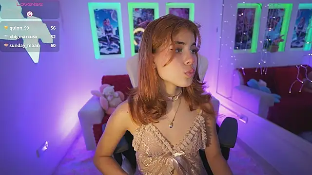 DahliaGrey webcam