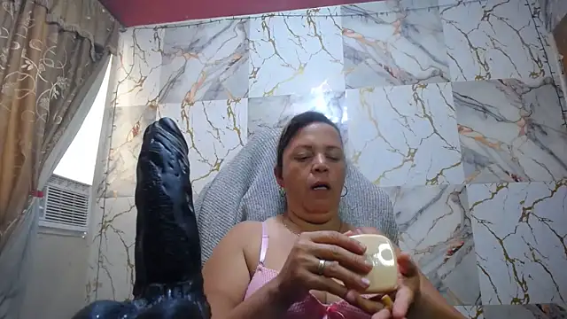 alina_maturehot