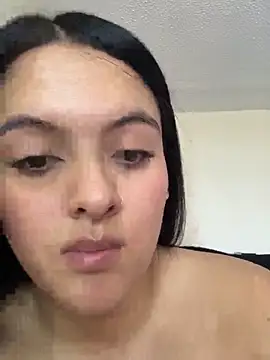 marianm29-1 - Marianm29-1's free webcam