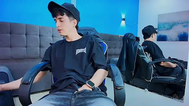 Jheampiiero live sex cam