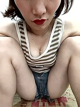 2_banana - 2_banana's free webcam