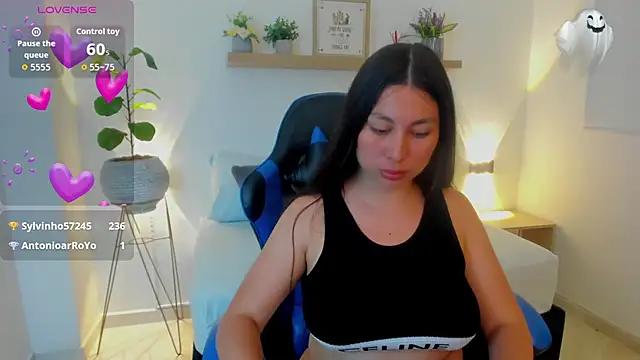 bella_99_ webcam