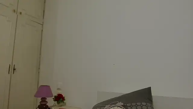desirmiss1 - Desirmiss1's free webcam