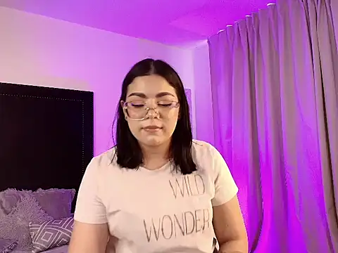 mariana_owen - Mariana_owen's free webcam - UK Sex Cams