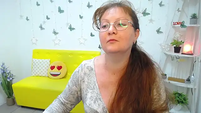 VanessaHotts webcam