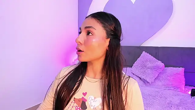 amira_cute2