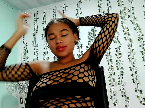 Akemy_Saunders