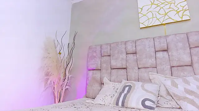 MelanyStone_