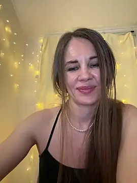 luciemack - LucieMack's free webcam