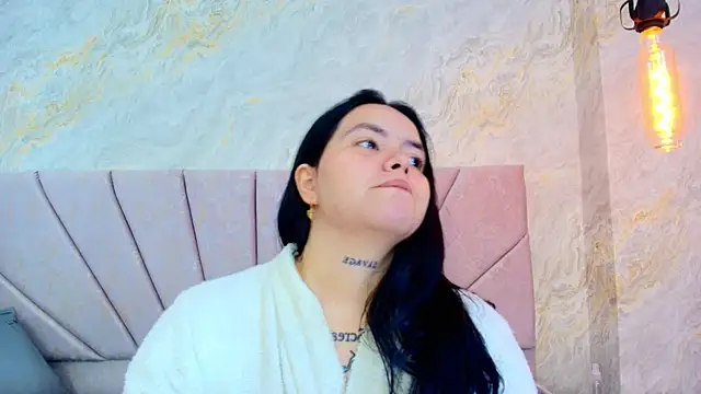 Mia_candy_0