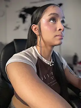 Isabella-Teen