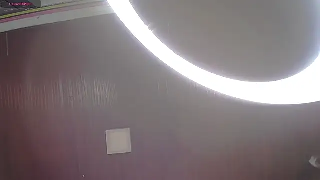 mia_gyutarouwu webcam
